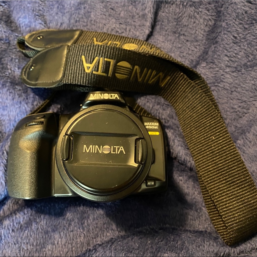 Minolta Camera Maxxum 450 SI